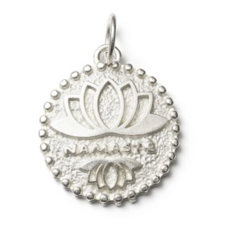 Lotus SilverShiny Amulet M